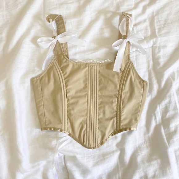 Aurora set🩰🕯🧸🪞 - Picture 5 of 8